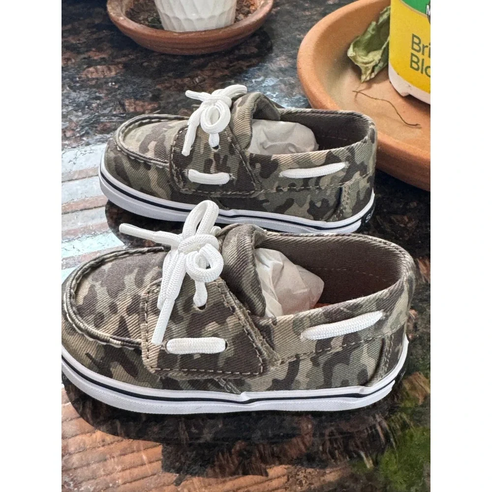 Sperry Boys Intrepid Camo Lace Up Low Top Crib Shoes Infant Toddler Size 3 NEW